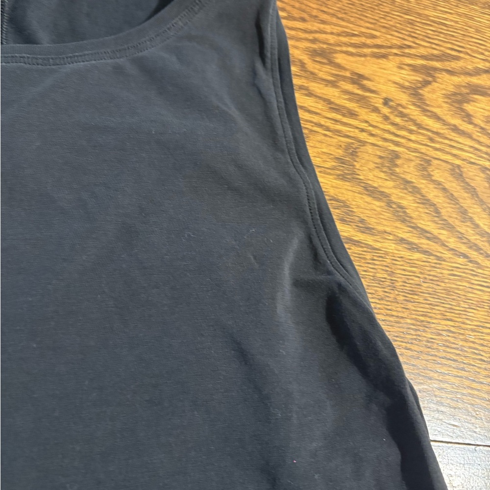 Lululemon 🥰😻🍋Sleeveless Black Tank Top - Picture 2 of 4